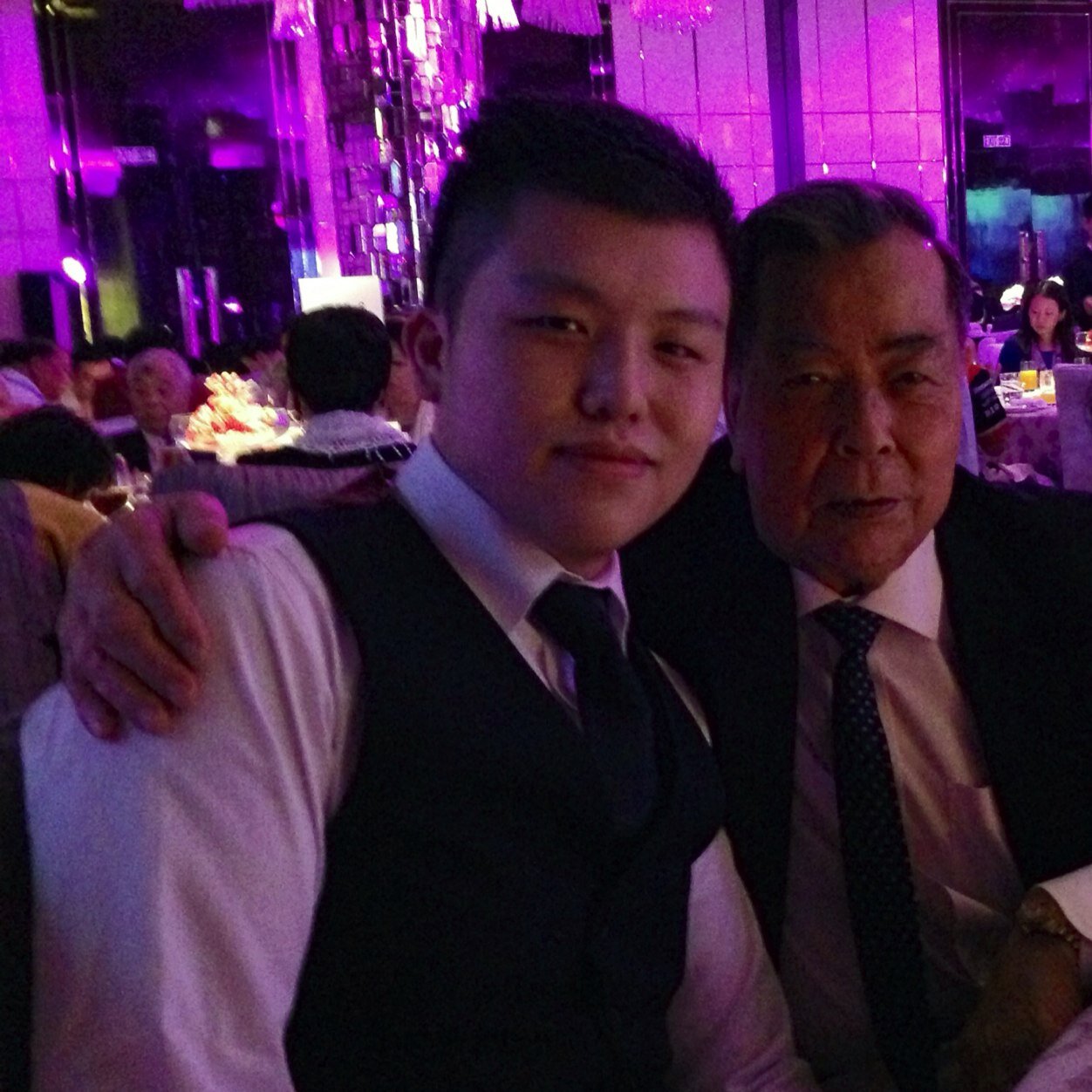 DanLovesHam's profile picture. 