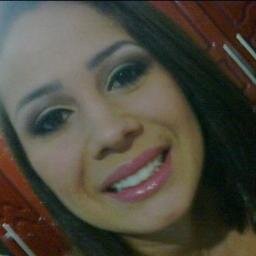 Não é quem eu sou por dentro e sim o que eu faço é que me define.



                                             ...Única, Autêntica, Singular...
