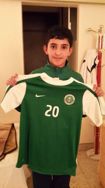 لاعب نادي الهيئة الملكية بالجبيل + ولاعب المنتخب السعودي لكره القدم ...