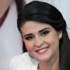 zoubalamia1997h's profile picture. غيَابُ مَن نُحبّ ..

تَمَامَاً كـَ غِيَابِ اللّونِ عَنِ الصّورَة .. !

هوَ لَا يُفْقِدُنَا الحَيَاة .. إنّمَا يُفْقِدُنَا طَعْمَ الحَيَاة .. ! !!!