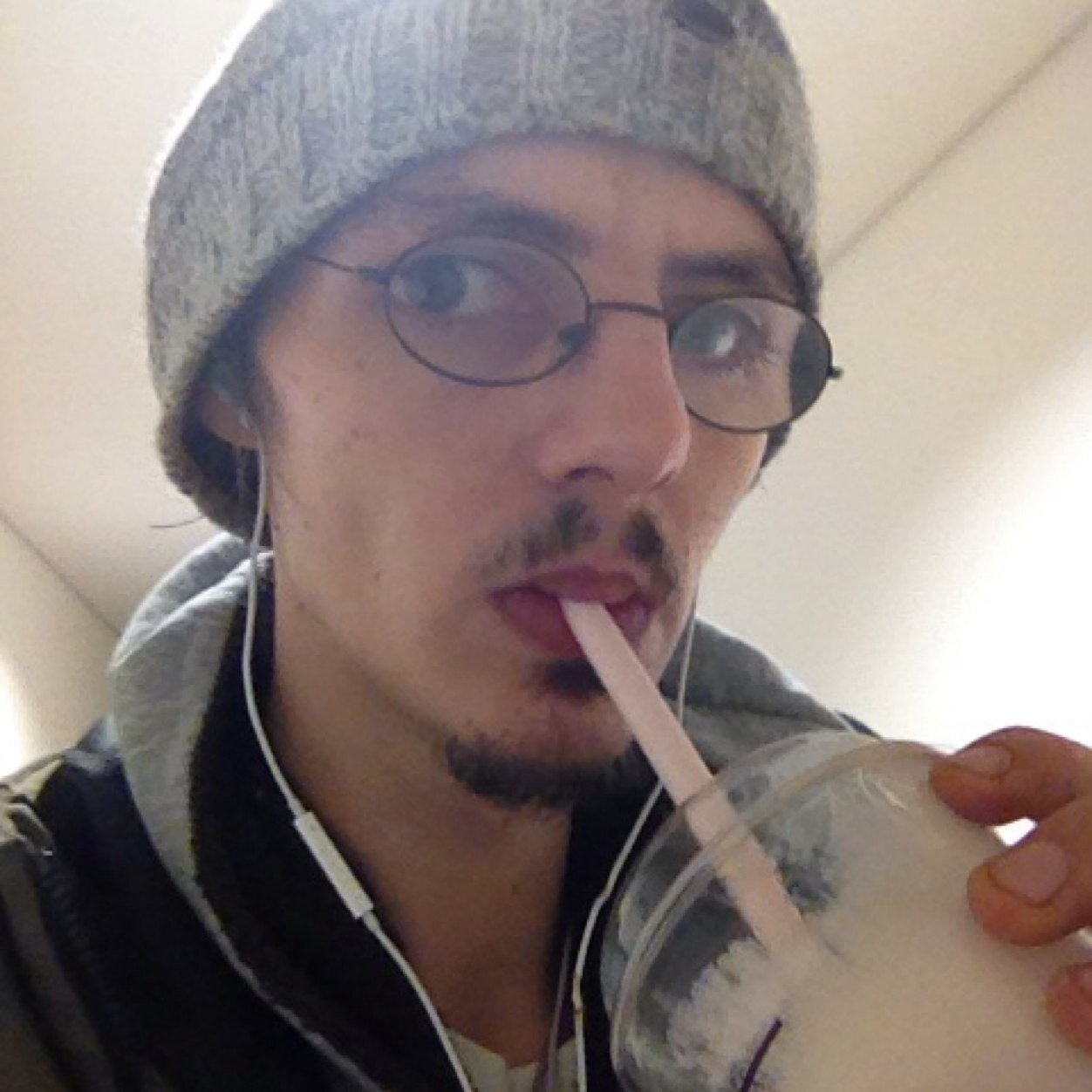 pa2cal's profile picture. 4⃣2⃣0⃣
Budsmokers only, 
REEFER; really makes you happy  don't it? 
#FREEDOM #42O #KK 
#FREEPALESTINE 🇵🇸 
#LEGALIZENOTLEGALLIES 🇩🇪