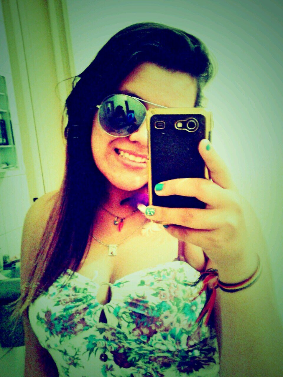 - jeito de mulher e olhar de menina (8*