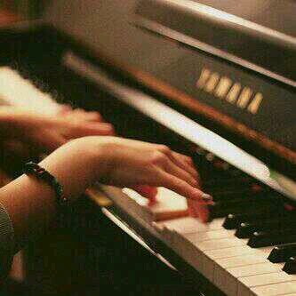وعلى سبيل السعاده..! وجودك معي..♥رورتي♥