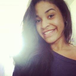 Não devo nada a ninguêm, e não quero o que não é meu, o que importa nessa vida é o que Deus me deu.