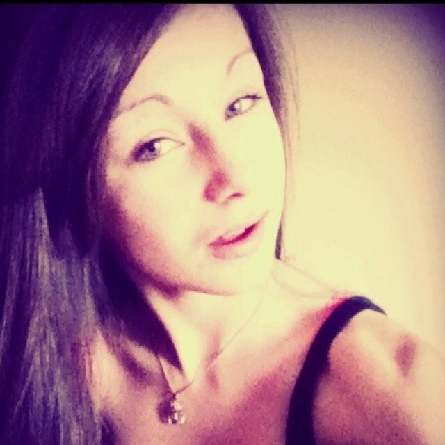 Please follow and I'll follow back :)