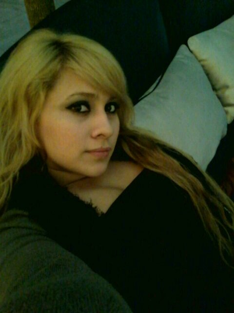 AnitaPingui's profile picture. Soy Cantante ,tambien boxeadora si me buscan , Amo a mi flia y solo Dios me puede juzgar !!  ♥