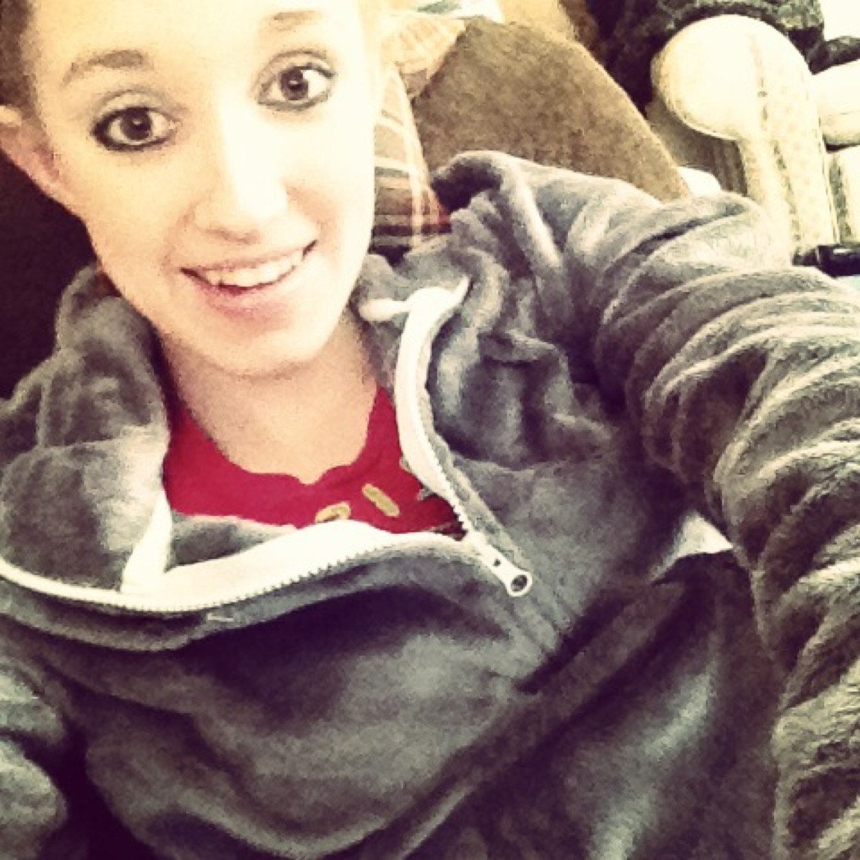 Williams13Carly's profile picture. The names Carly Williams. I attend CHS. I'm expecting a beautiful baby girl April 16th, 2014.❤️