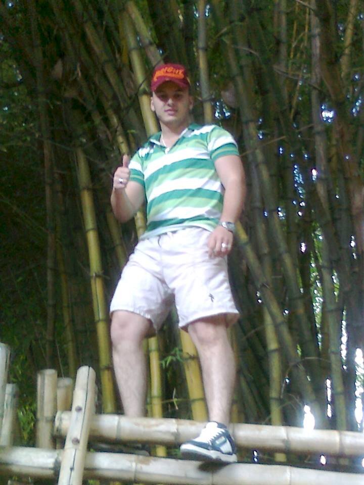 AYefferson's profile picture. 