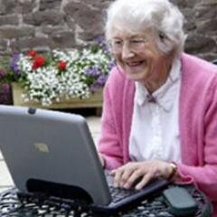 Tweets by a tech savvy granny.