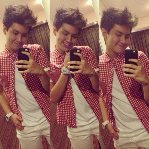 Chicser / Dancer / 12-18-13 / OwyBabe / Owynatics /- Owy :) / Be Happy , Be Owy :) - : @owyposadas ♡