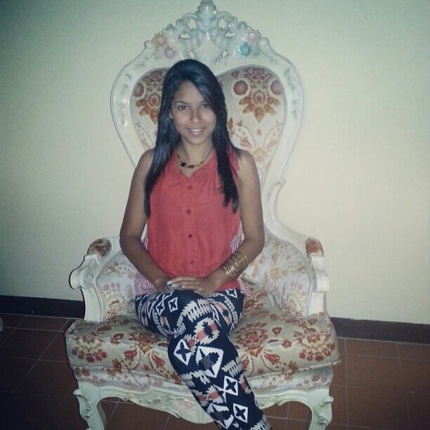 ♥FollowYourDreams! / Cjgr♥MyLife / Dedicada a ser Feliz♥ / Estudiante de Ing Industrial - UDO.
Oye Follow Me♥