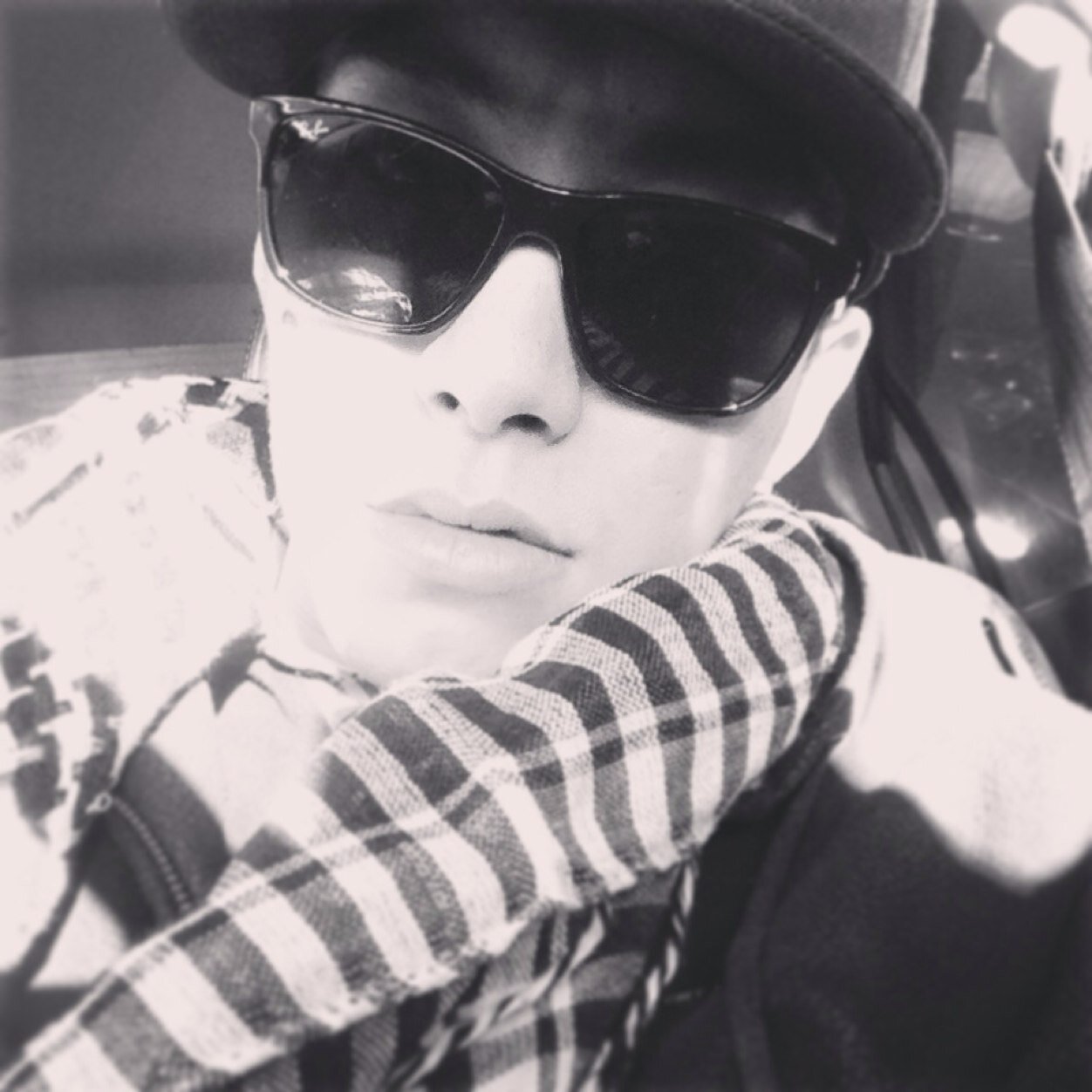 veryrealtalk's profile picture. Studio Owner/ Audio Engineer / Music Producer: Worked w/ Kendrick Lamar, DJ Khaled, Chris Brown, Big Sean, French Montana, Kid Ink and Demi Lavato