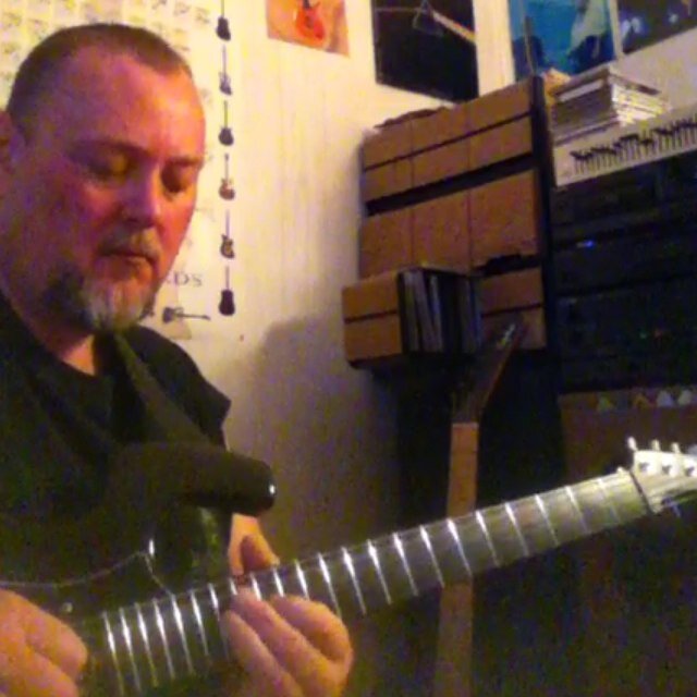 Lover and collector of vintage automobiles. I like books, pink floyd, classic rock, and my guitar teacher: (David Gilmour)