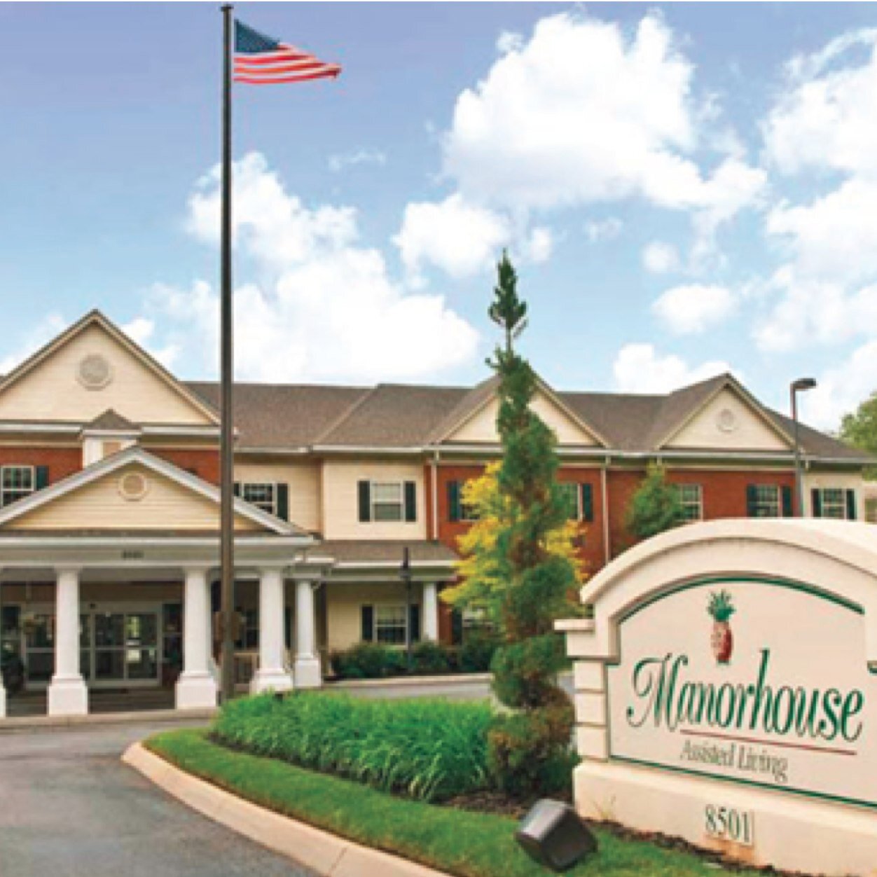 We understand the challenges families face when choosing an assisted living community. Our expertise provides your family with quality care & peace of mind.