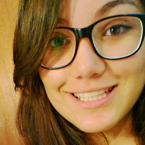 cherry_cloud's profile picture. Vida sem graça se não passar os olhos nas letras