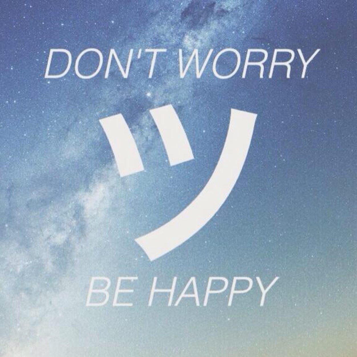 SMILE BECAUSE THE WORLD IS SUCH A WONDERFUL PLACE AND YOU'RE ALIVE TO SEE IT || MY DMS ARE ALWAYS OPEN
