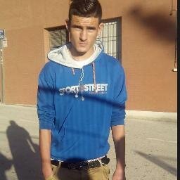 mohcinejerada's profile picture. Si hay tanta comida por qué hay bebes que lloran y por qué si somos tantos mucha gente sigue sola