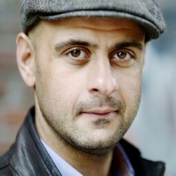 SheblyNiavarani's profile picture. Skådespelare/regissör https://t.co/9qGXOhkCcl