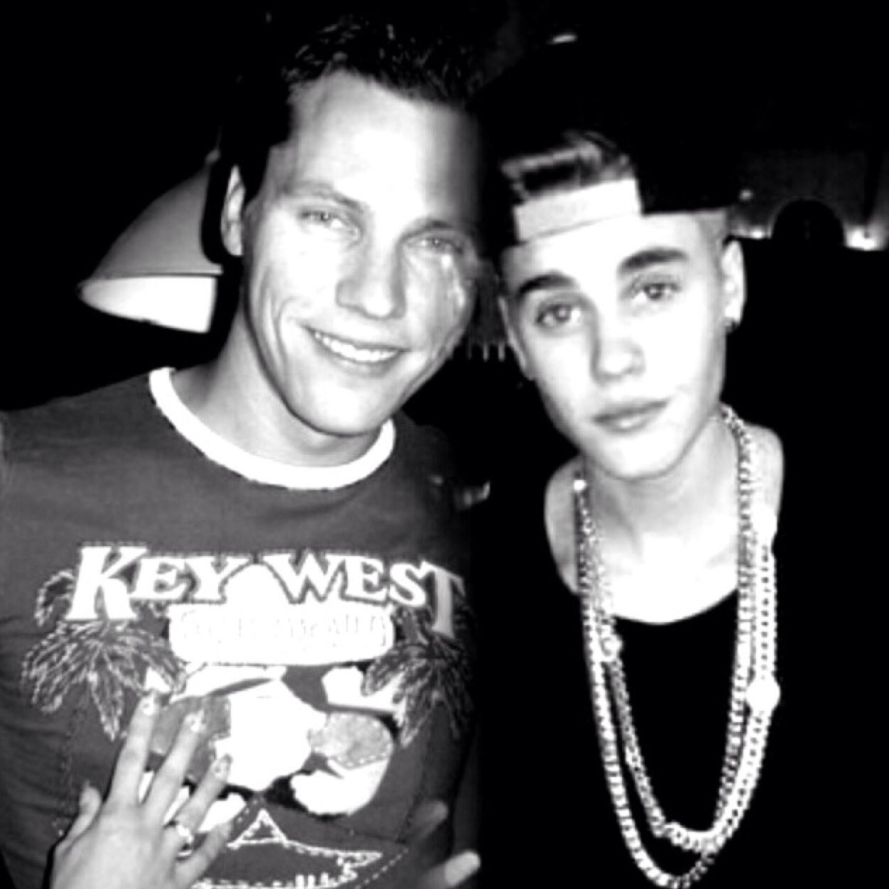 ◤ «Mixer | DJ's | belieber» ◤