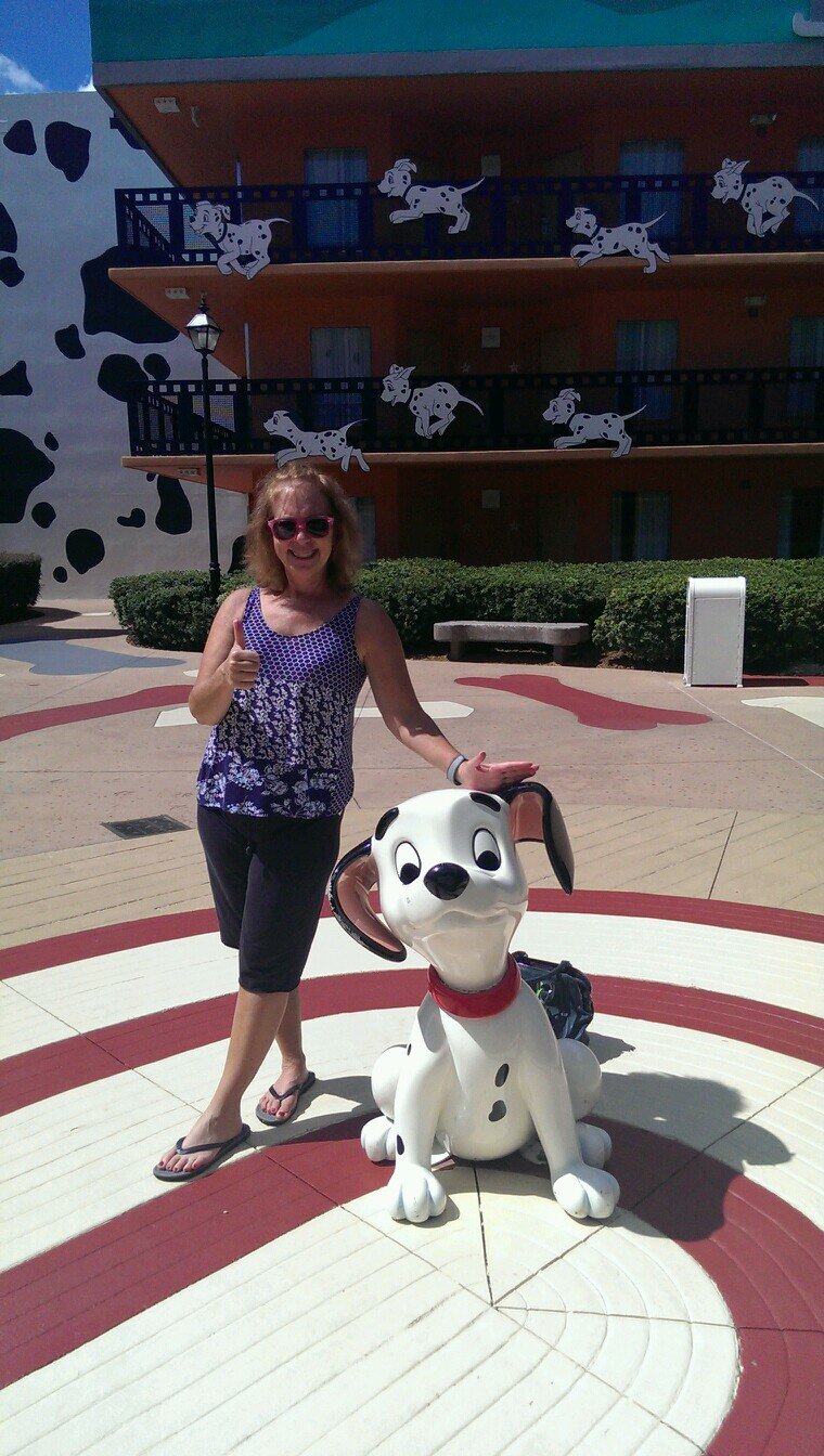 glitteracrylic's profile picture. 