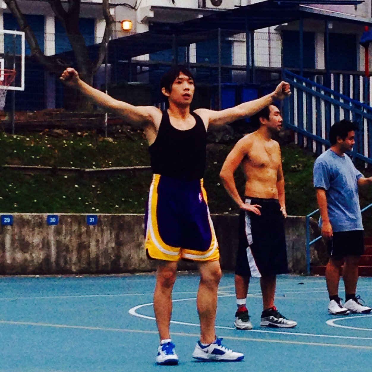 yr2811's profile picture. 