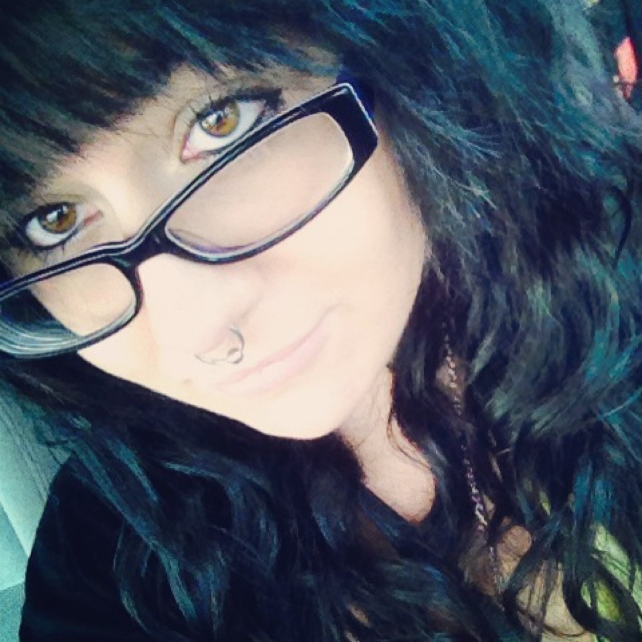 AshleyBassBunny's profile picture. I may not be significant but I definitely be different!