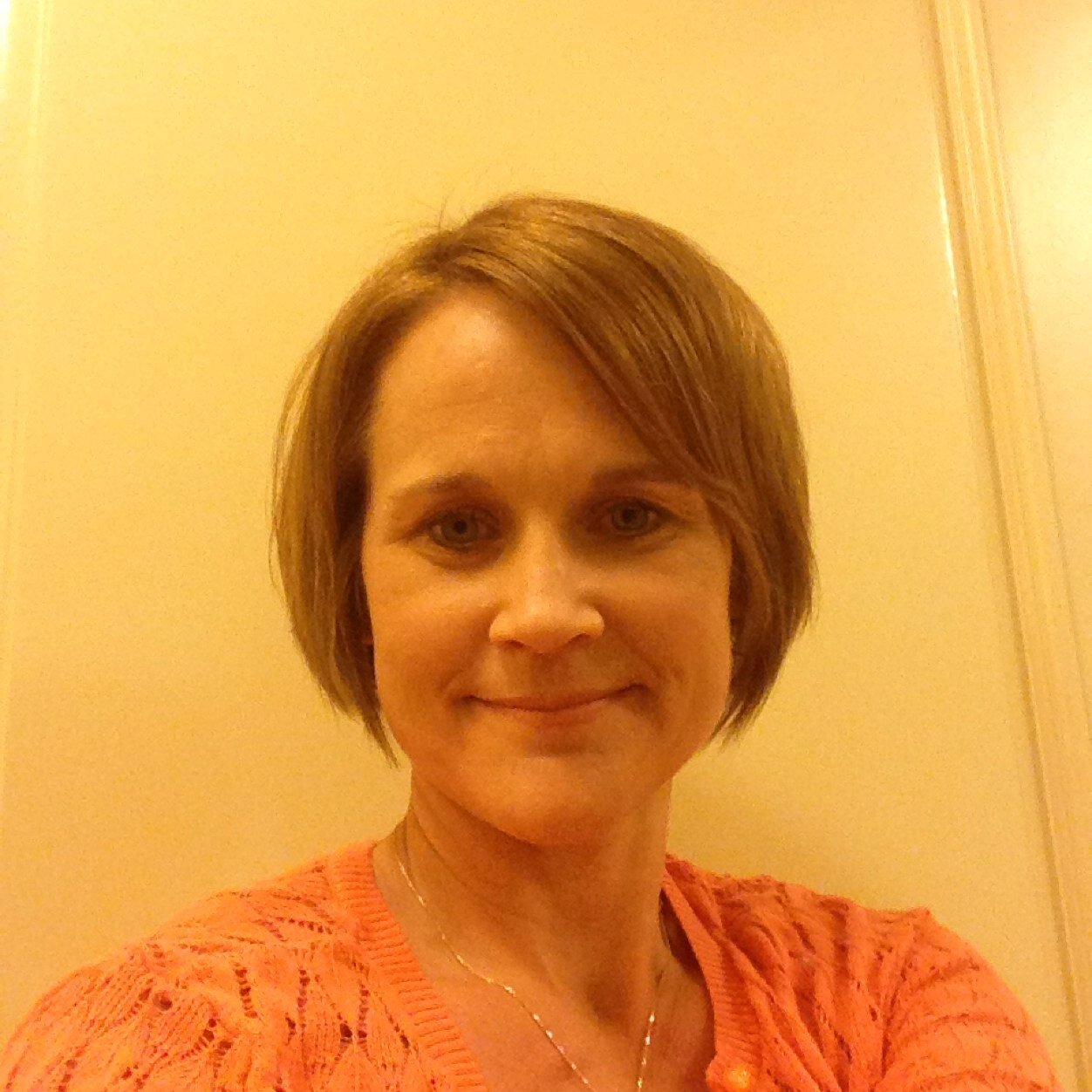 lofasojoelle's profile picture. 