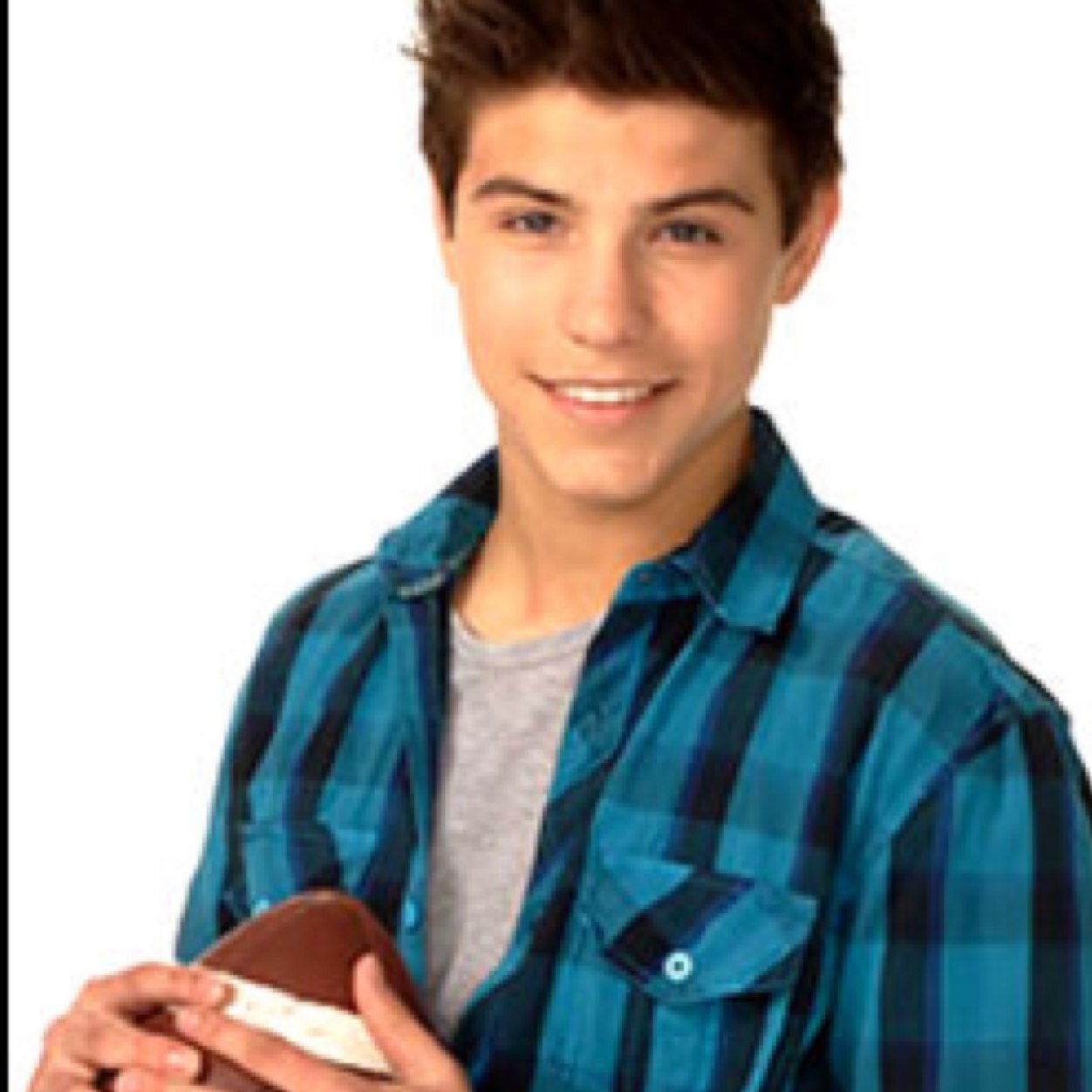 Drew Torres here. I play football and my brother is Adam. R.I.P. #RP #Loseyourmind
