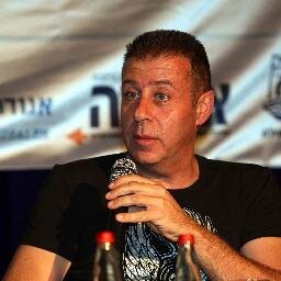 ממציא עצמי כל יום מחדש
כתב ופרשן פוליטי כלכלי בכיר  כלכליסט