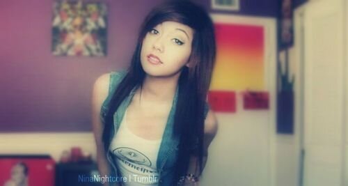 AlexisStrettell's profile picture. And there's nothing else I can say, I wish he'd never looked at me that way.