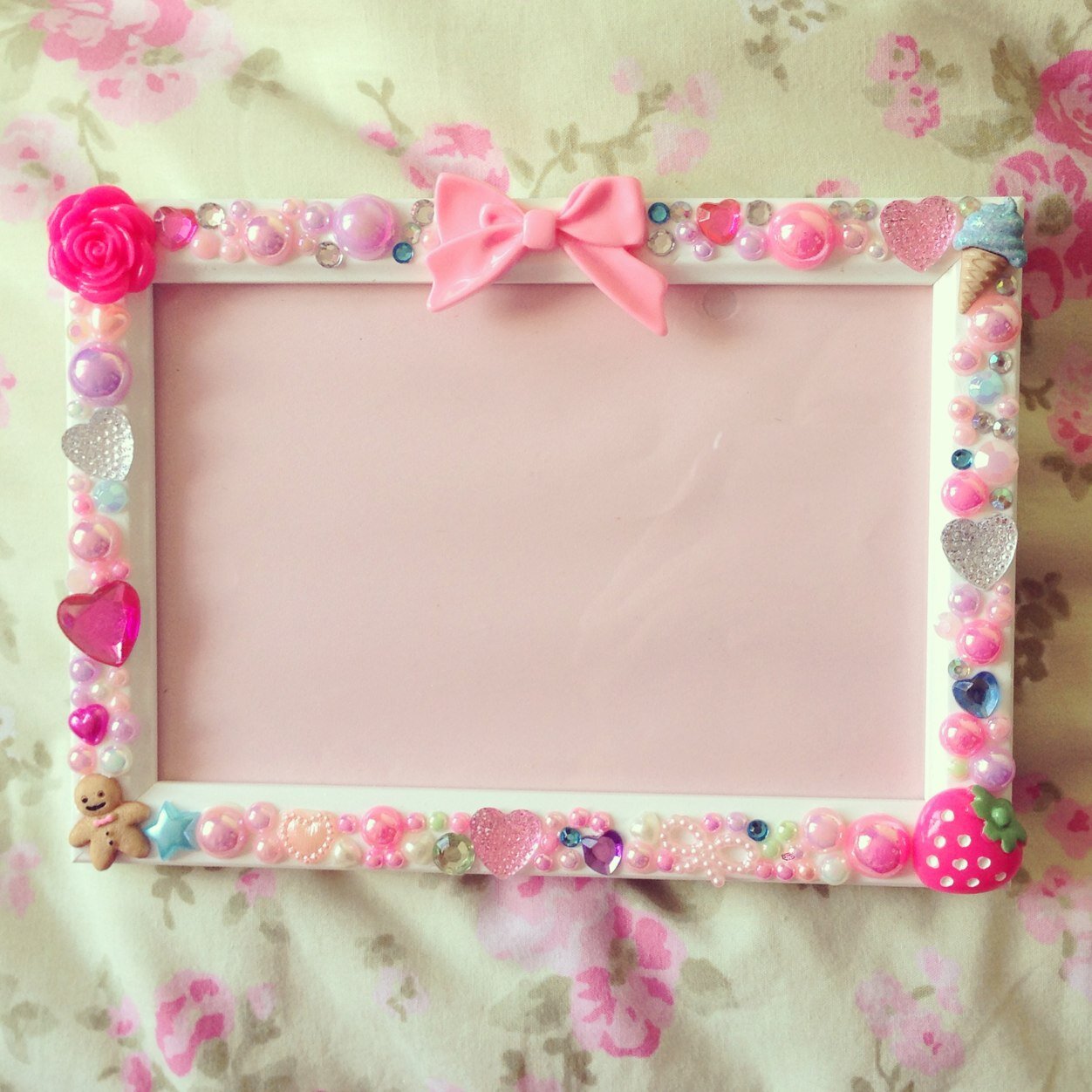xxx Handmade with love xxx Please contact for any orders xxx littlelovelies@hotmail.co.uk xxx Instagram - Littlelovelies_x