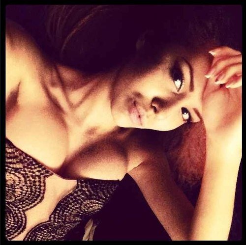 DaniceBoivan's profile picture. A boy makes his girl jealous of other women. A gentleman makes other women jealous of his girl.