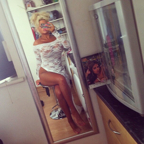 MargarethaLazar's profile picture. A woman's heart is an ocean of secrets. - Titanic