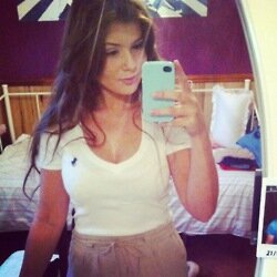 The prettiest girls have an 'A' in their name. ;)