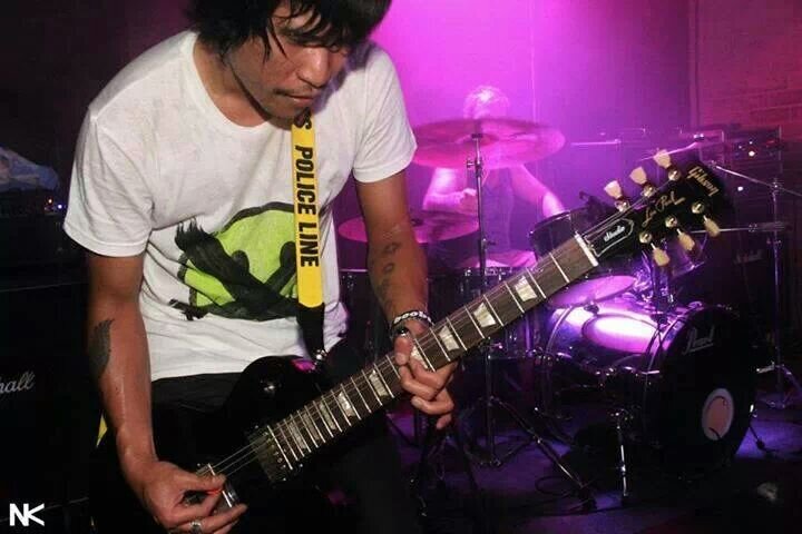 I'm a Sydney-based guitarist from rockband AFTER THIRTEEN. follow us on http://t.co/PiwYOujvEK or @afterth1rt3en