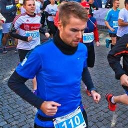 RafiBiega's profile picture. Pływam, jeżdżę na rowerze, biegam - ubieram to w słowa prowadząc bloga. Wiernie kibicuję swojej drużynie piłkarskiej. Od pn do pt prawnik.