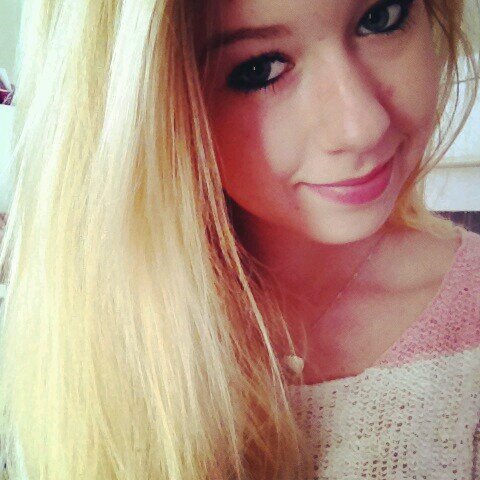 Ik tweet onzin en shit. Dus hou je bek maar ff dicht ♥