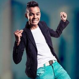A melhor maneira que o homem dispõe para se aperfeiçoar, é aproximar-se de Deus. Feito dia 13/08/12
