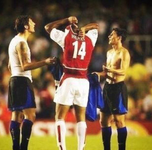 Forgive me if i dont talk much at times, its loud enough in my head.....  #Arsenal #teampippen #MerciArsene #SayNoToRacism