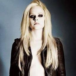 Fans De Avril Lavigne #LittleBlackStarForever