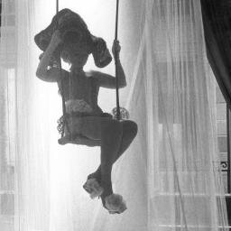 EleonoraMarsili's profile picture. Comunicazione strategica,mkt comunicativo,pnl,sviluppo commerciale.Appassionata Arte,Cinema,Teatro,Musica,Moda,Makeup