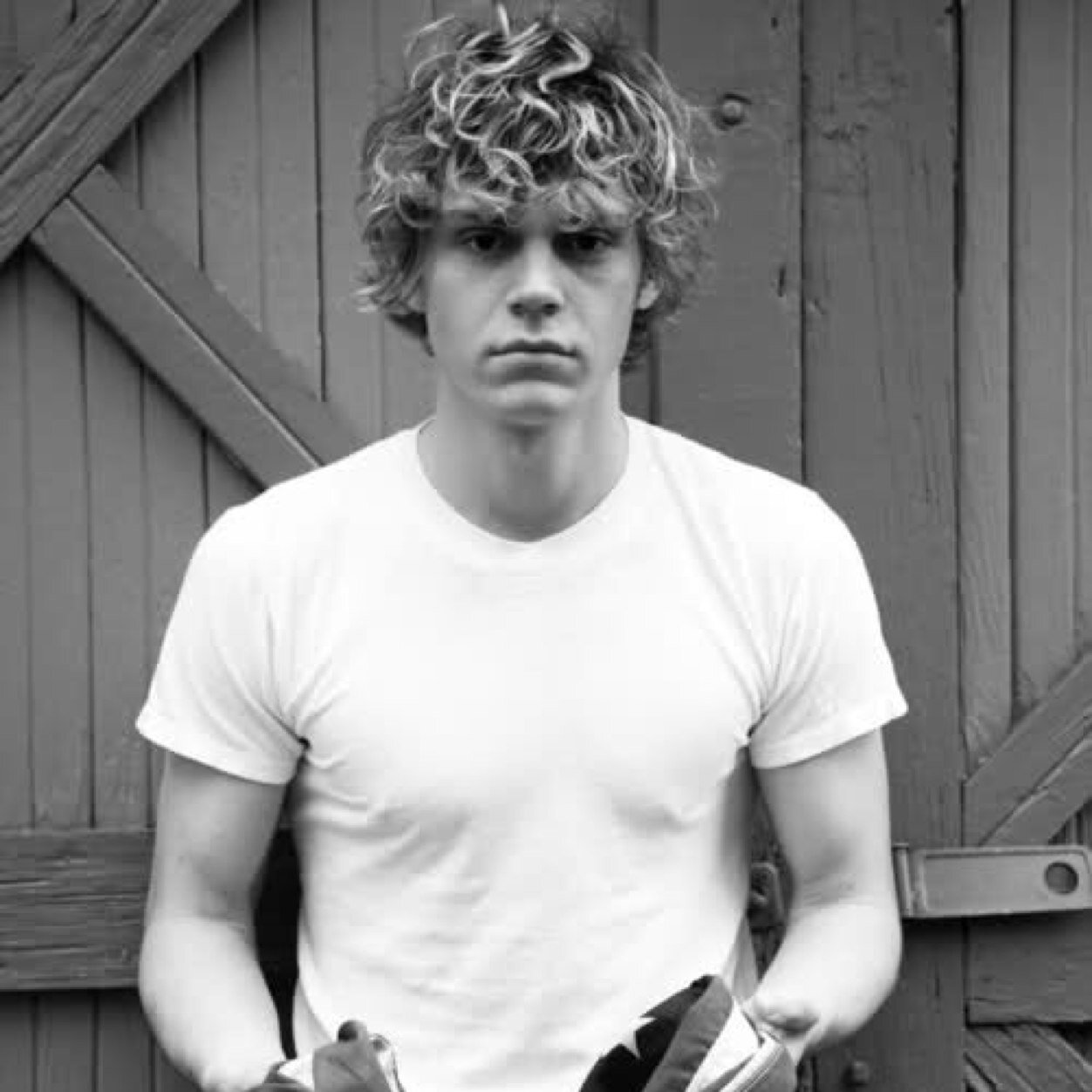 iflymatt's profile picture. i love Evan Peters & Matthew Espinosa
