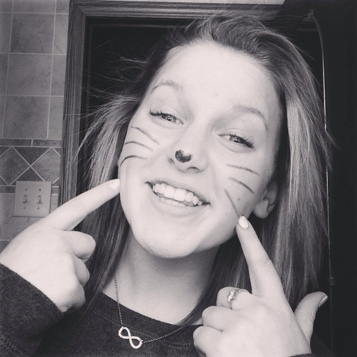 MoyerMeghan's profile picture. I love O2L Sam Pottorff makes my day