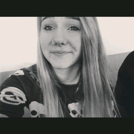 Society killed the teenager,Sad but Fab. SeLf HaRMeR ∞ Im a princess long may I reign