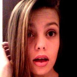 casada com Laura Chataa