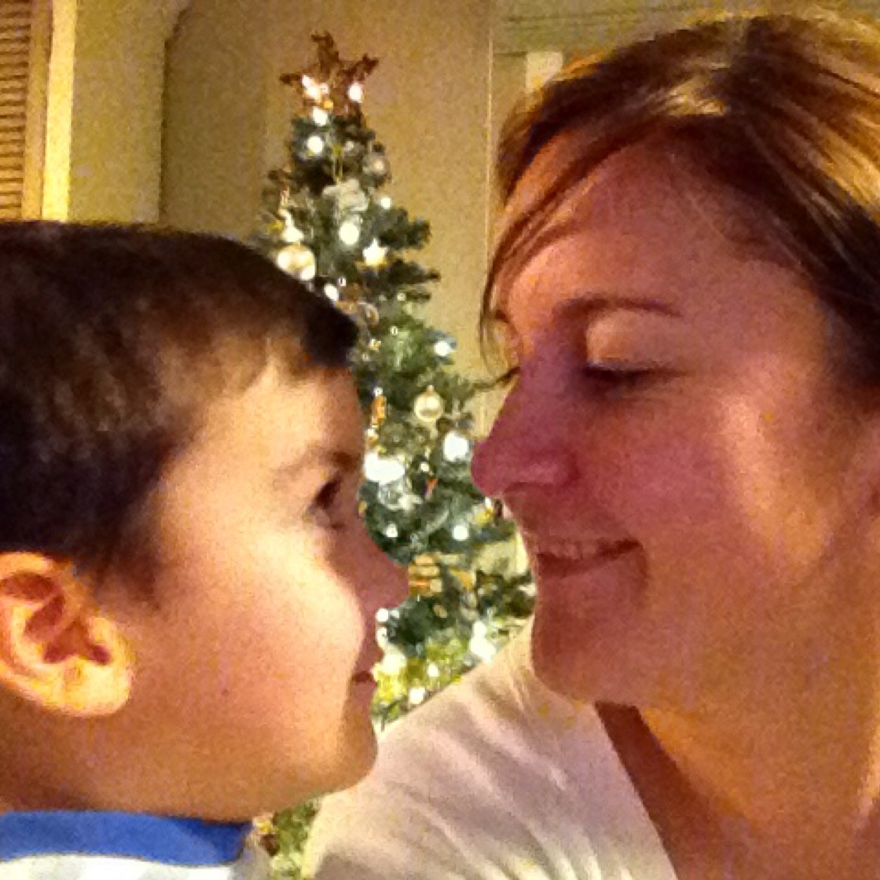 NikyBurms's profile picture. LEEFT!, proud2beT, ftr: tweets zijn in eigen naam