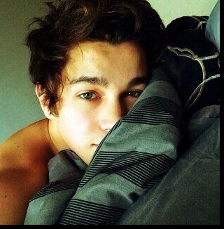 ezzafitz's profile picture. I love @austinmahone3