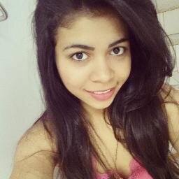 desengonçada,confusa porém feliz.