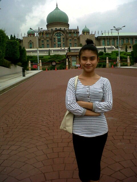 Make it easy . Please be nice & you won't regret anything . (•ˆ⌣ˆ•)