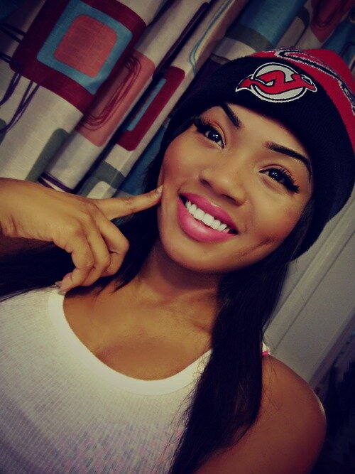 I smile at your text messages, it makes me happy when I read them.